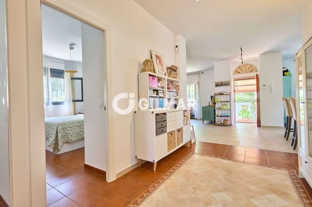 7 soverom Villa til salgs i Chiclana de la Frontera med svømmebasseng garasje - € 715 000 (Ref: 9997877)