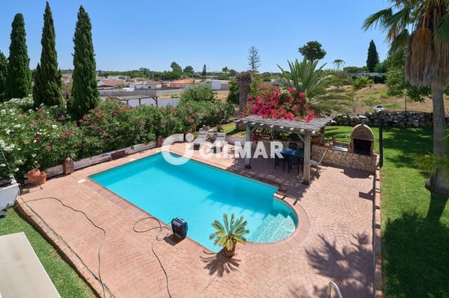 7 soverom Villa til salgs i Chiclana de la Frontera med svømmebasseng garasje - € 715 000 (Ref: 9997877)