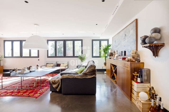 2 sovrum Lägenhet till salu i Centro Histórico, Cádiz stad - 690 000 € (Ref: 9997879)