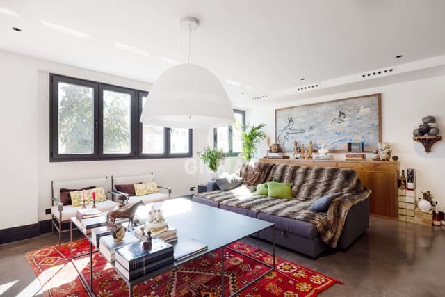 2 sovrum Lägenhet till salu i Centro Histórico, Cádiz stad - 690 000 € (Ref: 9997879)