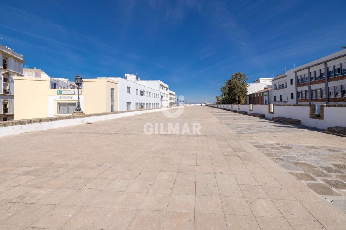 2 sovrum Lägenhet till salu i Cadiz stad - 690 000 € (Ref: 9997879)