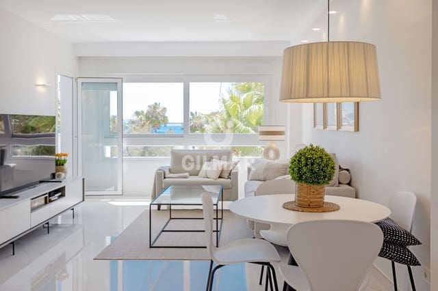2 soverom Leilighet til salgs i Puerto Banus, Marbella med svømmebasseng garasje - € 1 395 000 (Ref: 9999956)