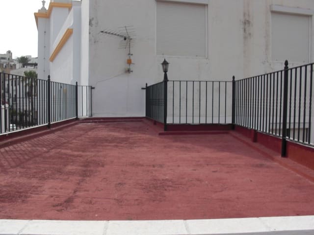 Casa de 4 habitaciones en Vejer de la Frontera en venta - 350.000 € (Ref: 4751908)