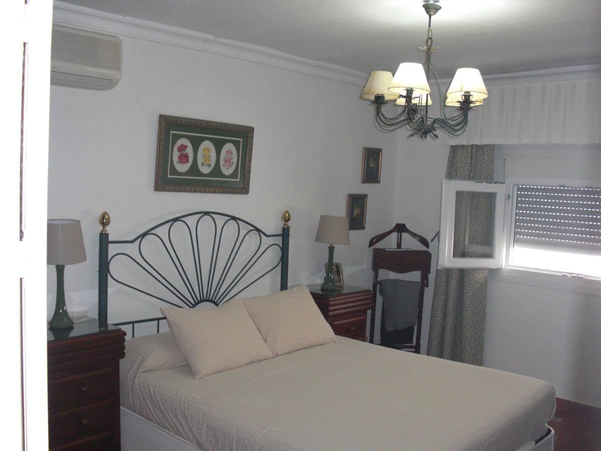 Casa de 2 habitaciones en Vejer de la Frontera en venta - 190.000 € (Ref: 8207576)