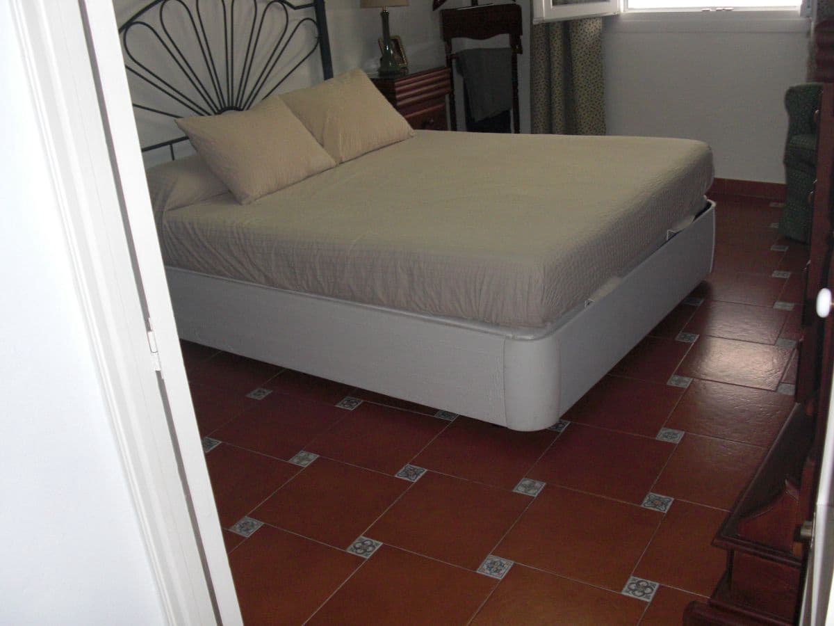 Casa de 2 habitaciones en Vejer de la Frontera en venta - 190.000 € (Ref: 8207576)