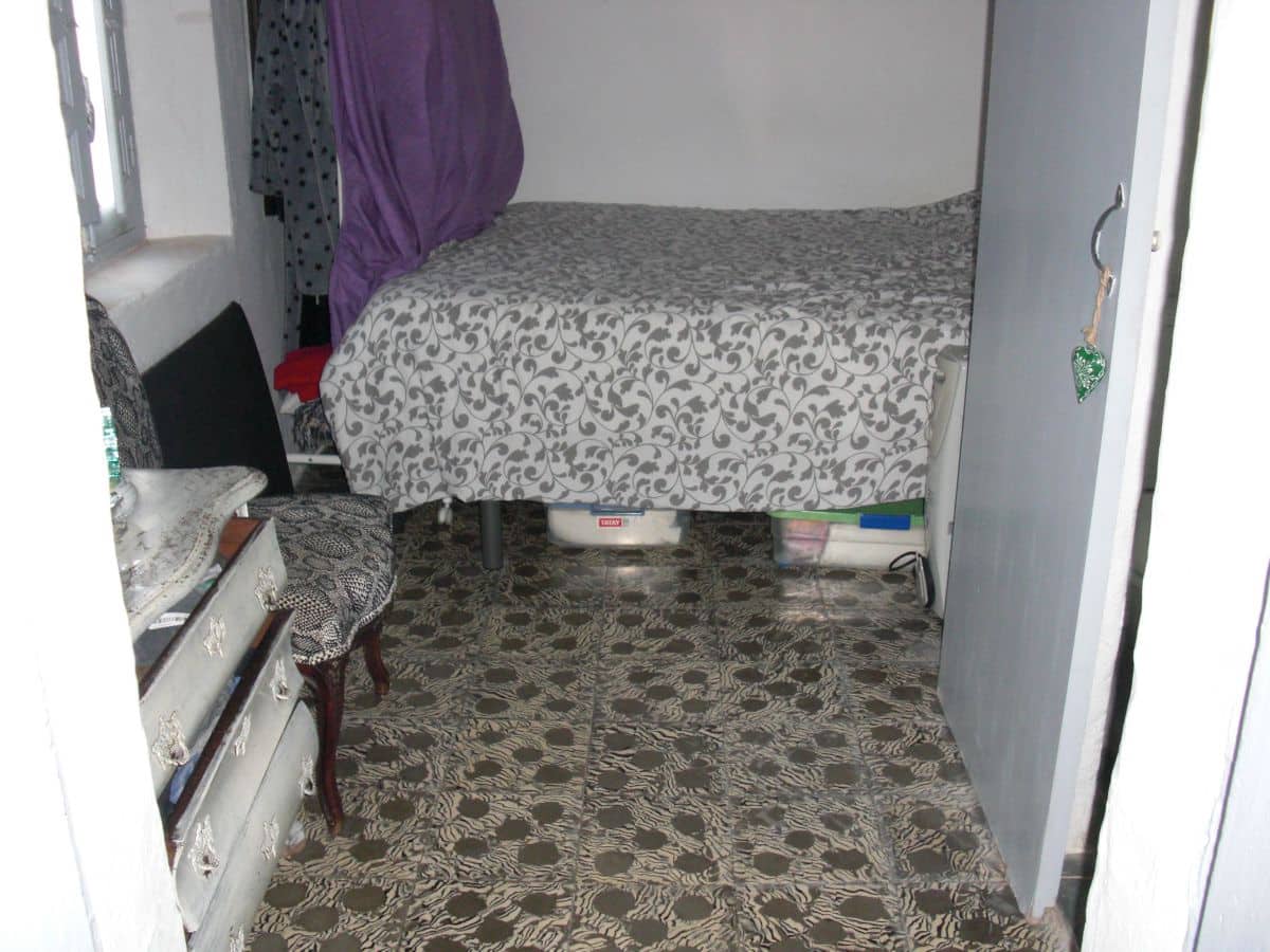 2 bedroom Apartment for sale in Vejer de la Frontera - € 135,000 (Ref: 8233031)