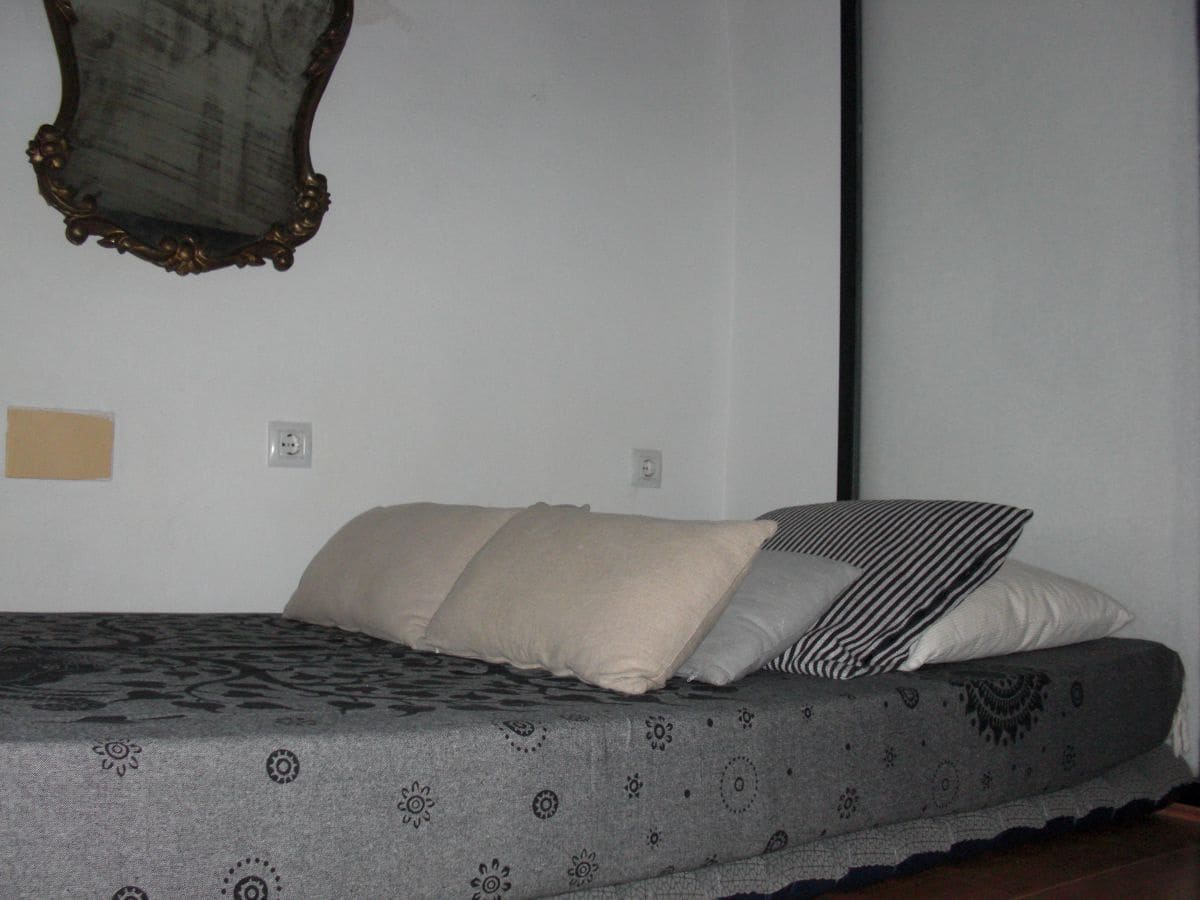 2 bedroom Apartment for sale in Vejer de la Frontera - € 135,000 (Ref: 8233031)