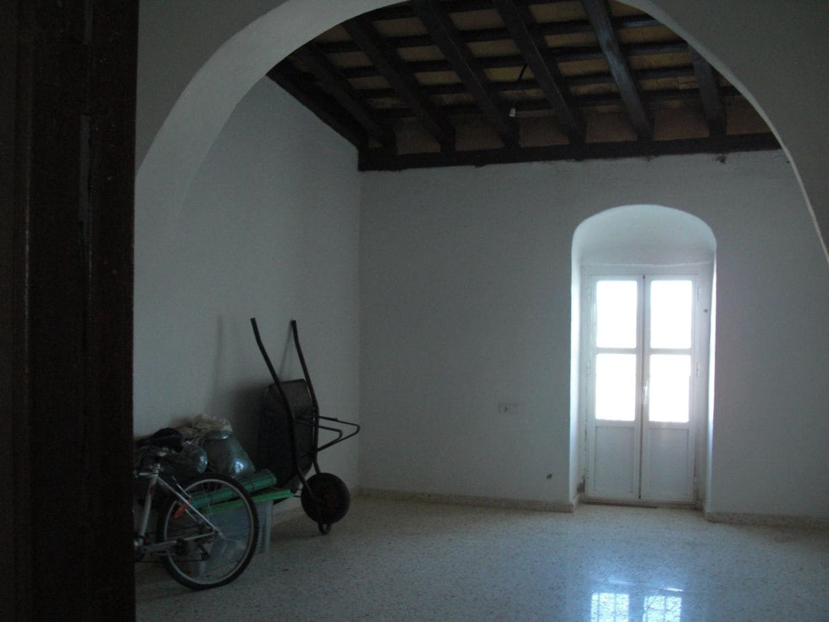 6 bedroom Townhouse for sale in Vejer de la Frontera - € 400,000 (Ref: 9502720)