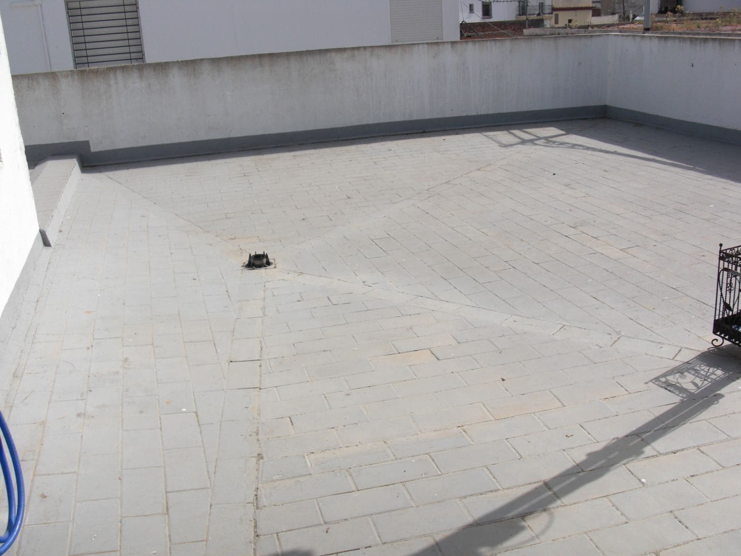 2 bedroom Townhouse for sale in Barbate with garage - € 240,000 (Ref: 9502724)