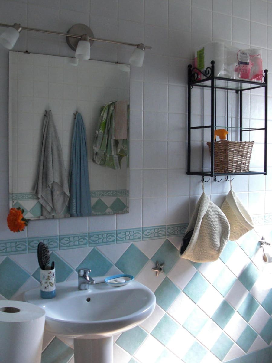 3 bedroom Villa for sale in Zahora with garage - € 800,000 (Ref: 9502728)