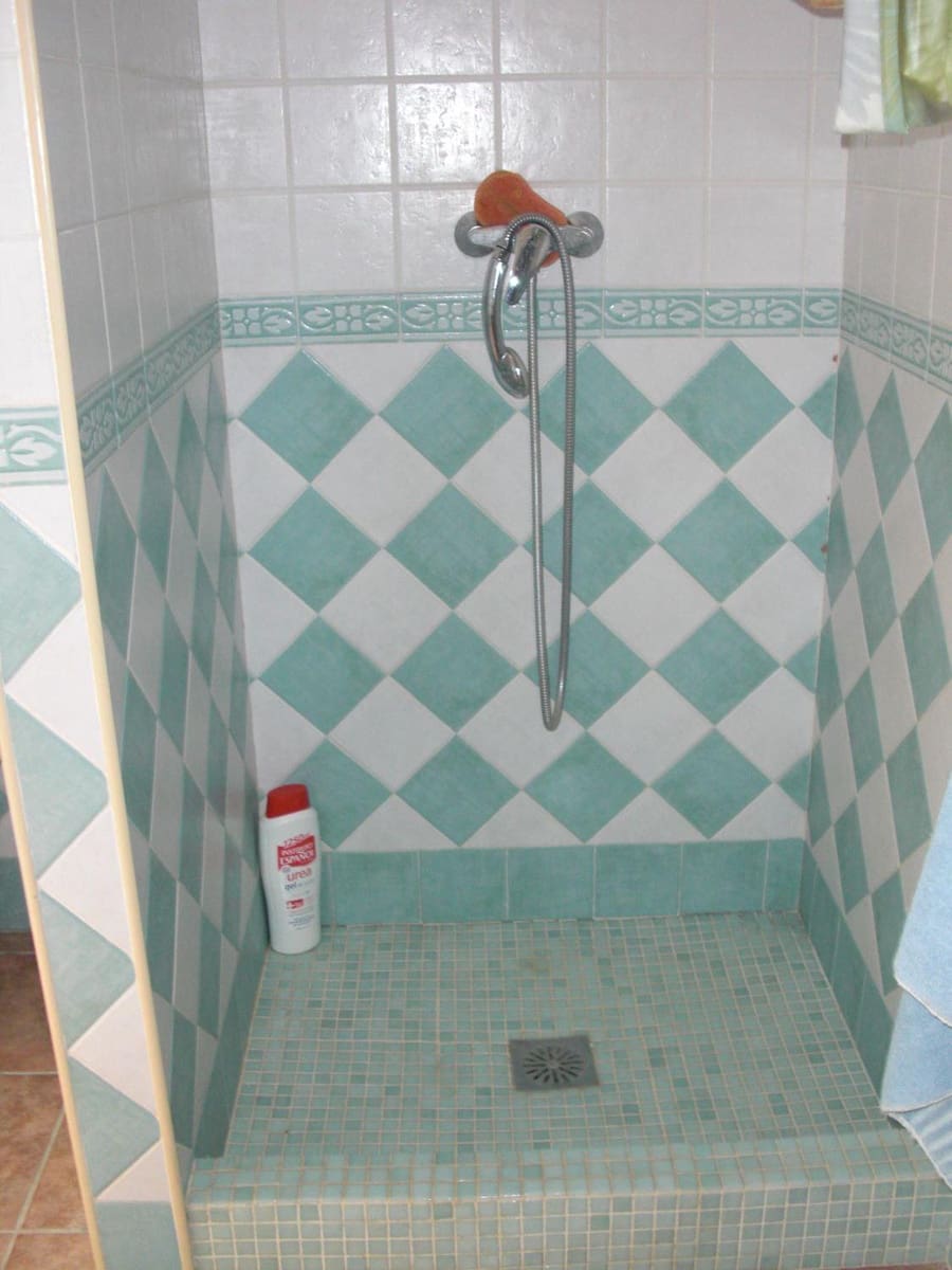 3 bedroom Villa for sale in Zahora with garage - € 800,000 (Ref: 9502728)