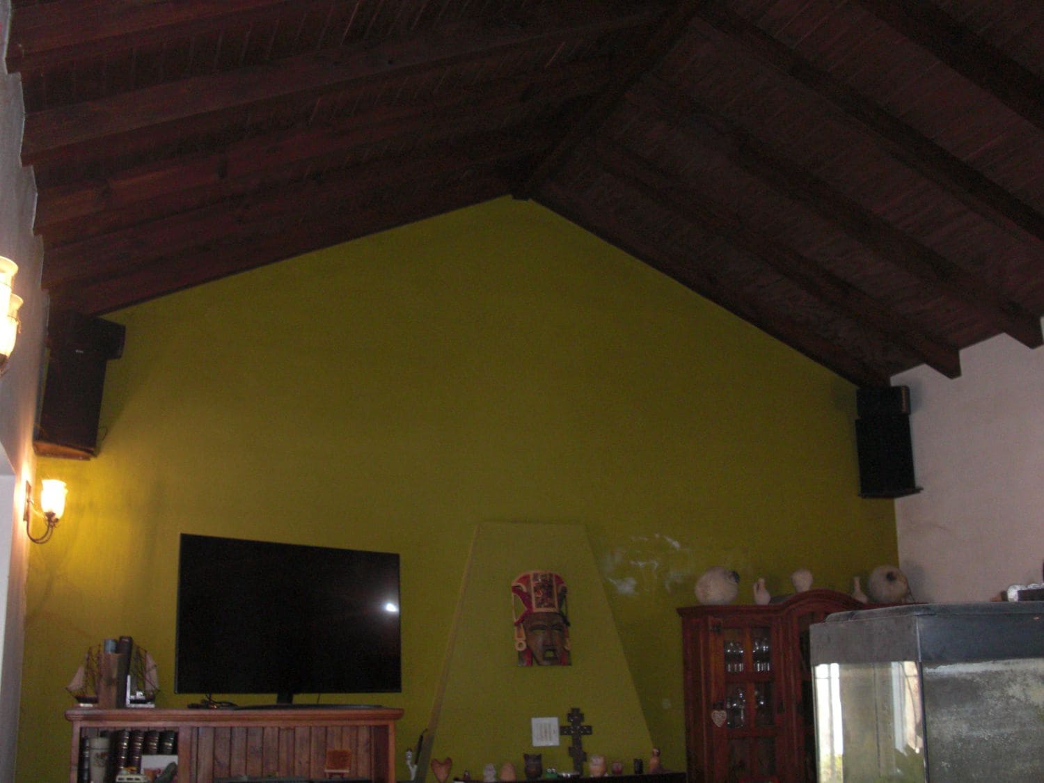 3 bedroom Villa for sale in Zahora with garage - € 800,000 (Ref: 9502728)