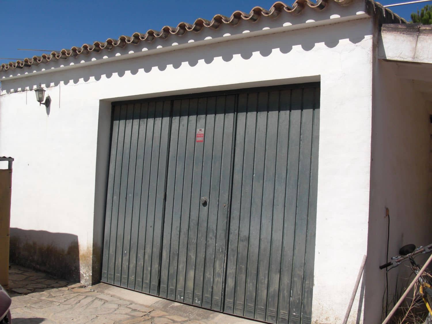 3 bedroom Villa for sale in Zahora with garage - € 800,000 (Ref: 9502728)