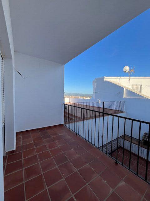 5 bedroom Townhouse for sale in Benalup - € 225,000 (Ref: 9502730)
