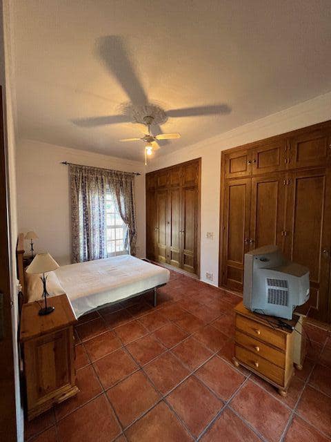 5 bedroom Townhouse for sale in Benalup - € 225,000 (Ref: 9502730)