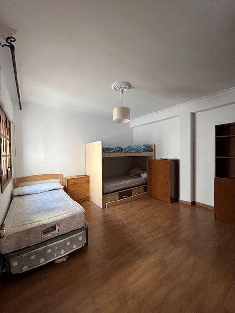 3 bedroom Flat for sale in Vejer de la Frontera - € 159,000 (Ref: 9504208)