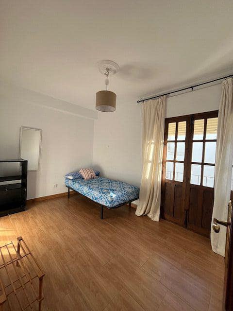 3 bedroom Flat for sale in Vejer de la Frontera - € 159,000 (Ref: 9504208)