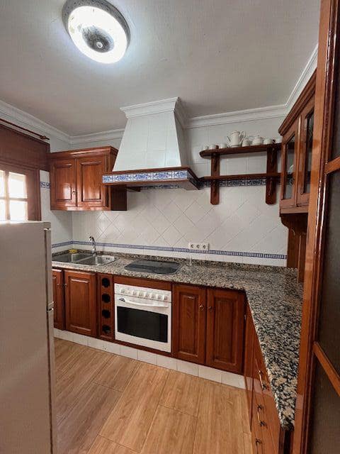 3 bedroom Flat for sale in Vejer de la Frontera - € 159,000 (Ref: 9504208)