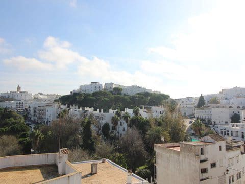 3 bedroom Flat for sale in Vejer de la Frontera - € 174,000 (Ref: 9513263)