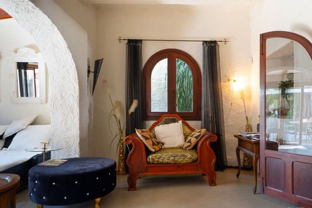 4 slaapkamer Villa te koop in Partides comunes - Adsubia, Javea / Xàbia met zwembad garage - € 820.000 (Ref: 10026263)