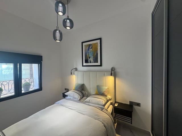 Casa de 3 habitaciones en Dénia en venta - 795.000 € (Ref: 10167442)