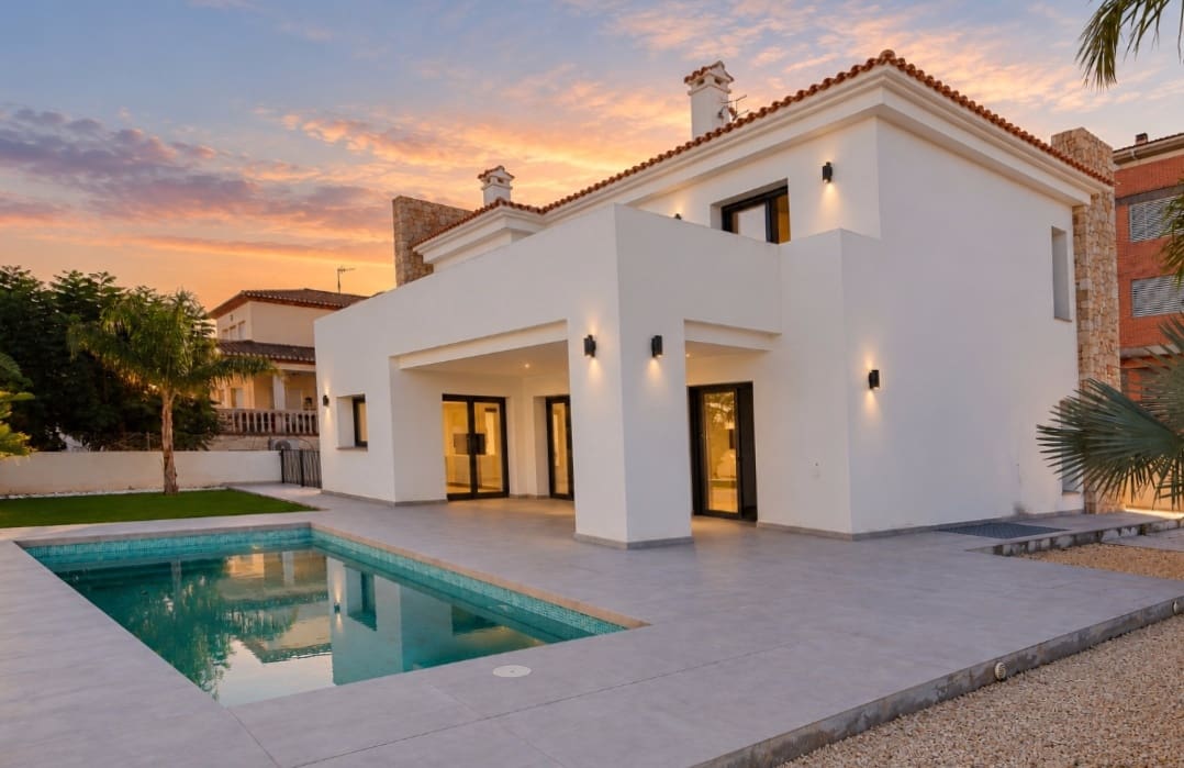4 sypialnia Willa na sprzedaż w La Xara z basenem - 1 200 000 € (Ref: 10183867)