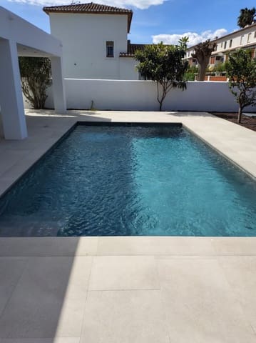 3 slaapkamer Villa te koop in Dénia met zwembad - € 990.000 (Ref: 10185454)