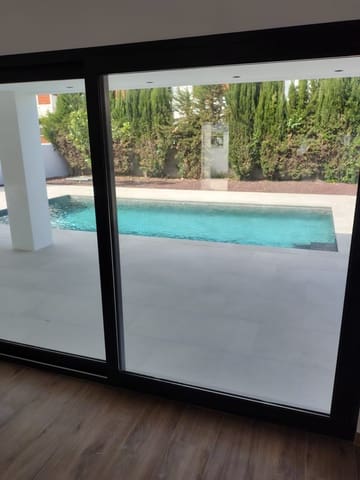 3 slaapkamer Villa te koop in Dénia met zwembad - € 990.000 (Ref: 10185454)