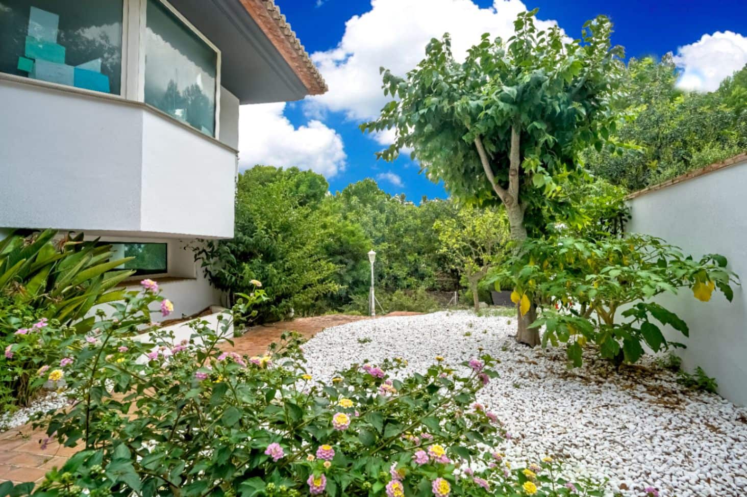 6 bedroom Villa for sale in Denia with pool garage - € 1,050,000 (Ref: 6137158)