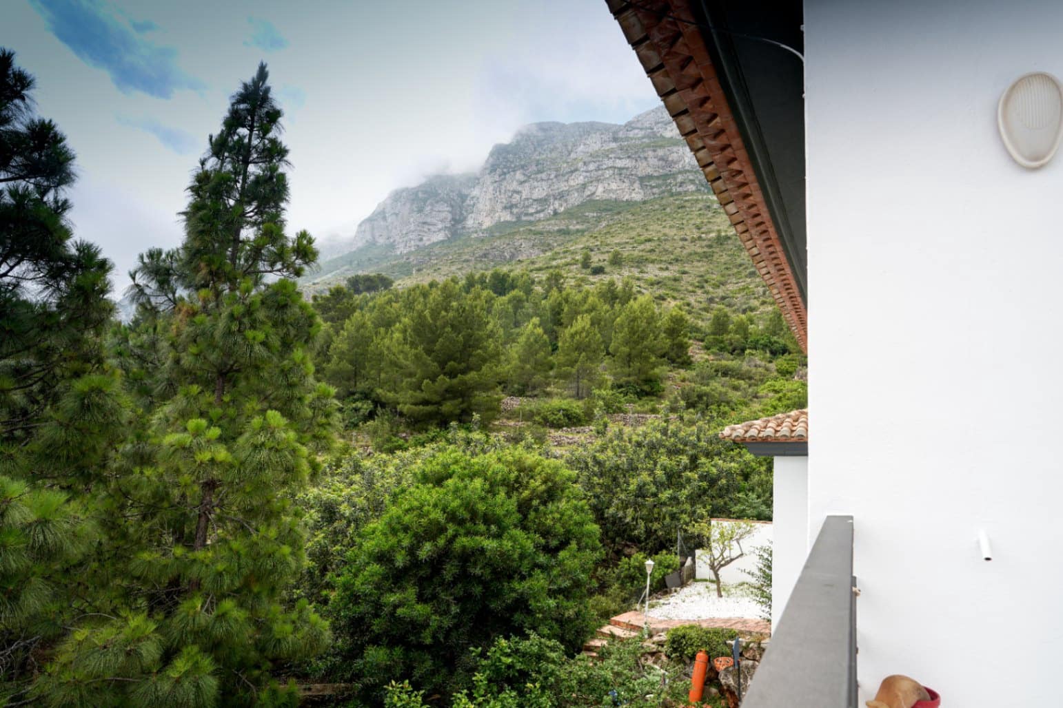 6 bedroom Villa for sale in Denia with pool garage - € 1,050,000 (Ref: 6137158)