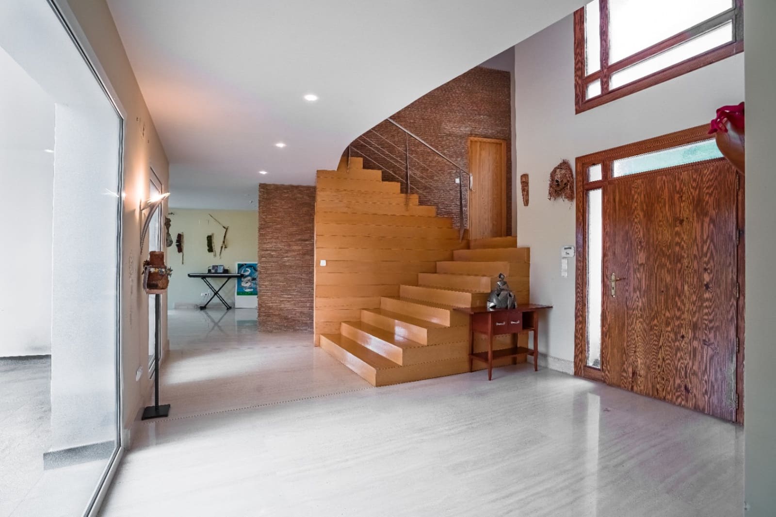 6 bedroom Villa for sale in Denia with pool garage - € 1,050,000 (Ref: 6137158)