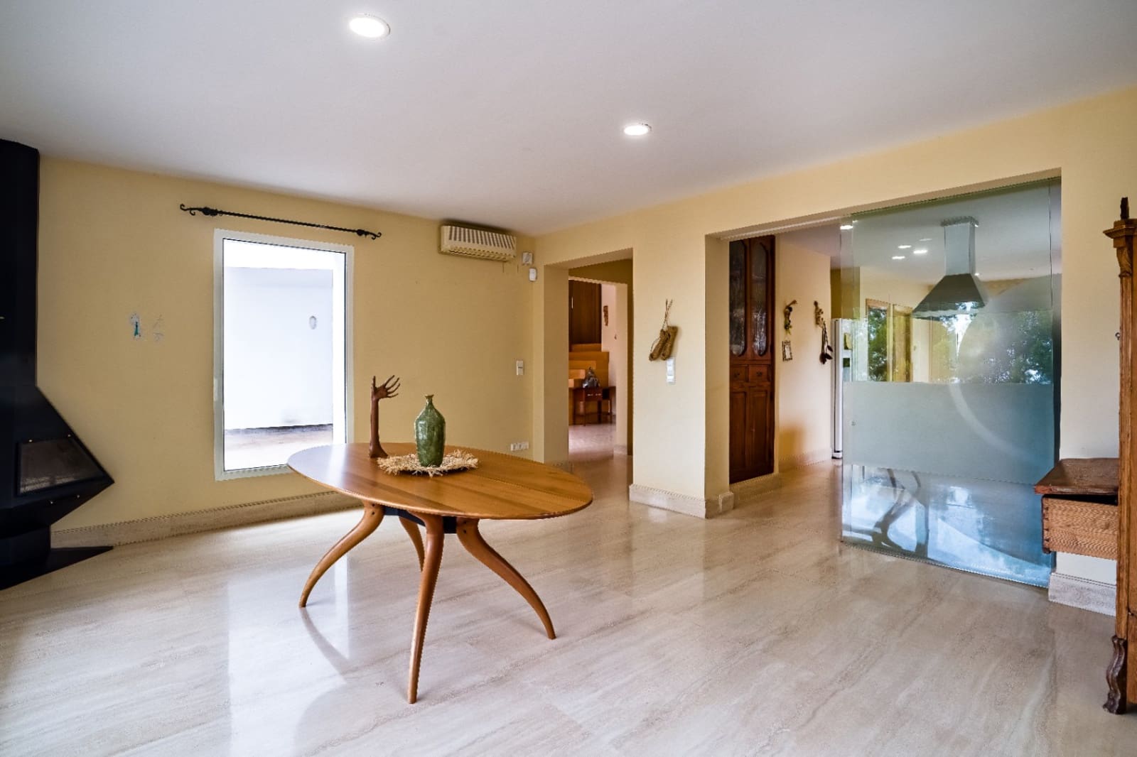 6 bedroom Villa for sale in Denia with pool garage - € 1,050,000 (Ref: 6137158)