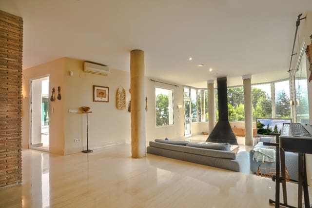 6 sypialnia Willa na sprzedaż w Dénia z basenem garażem - 1 050 000 € (Ref: 6137158)