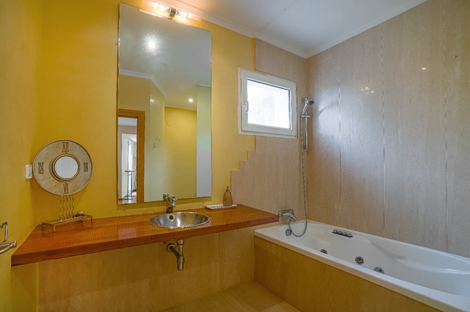 6 sypialnia Willa na sprzedaż w Denia z basenem garażem - 1 050 000 € (Ref: 6137158)