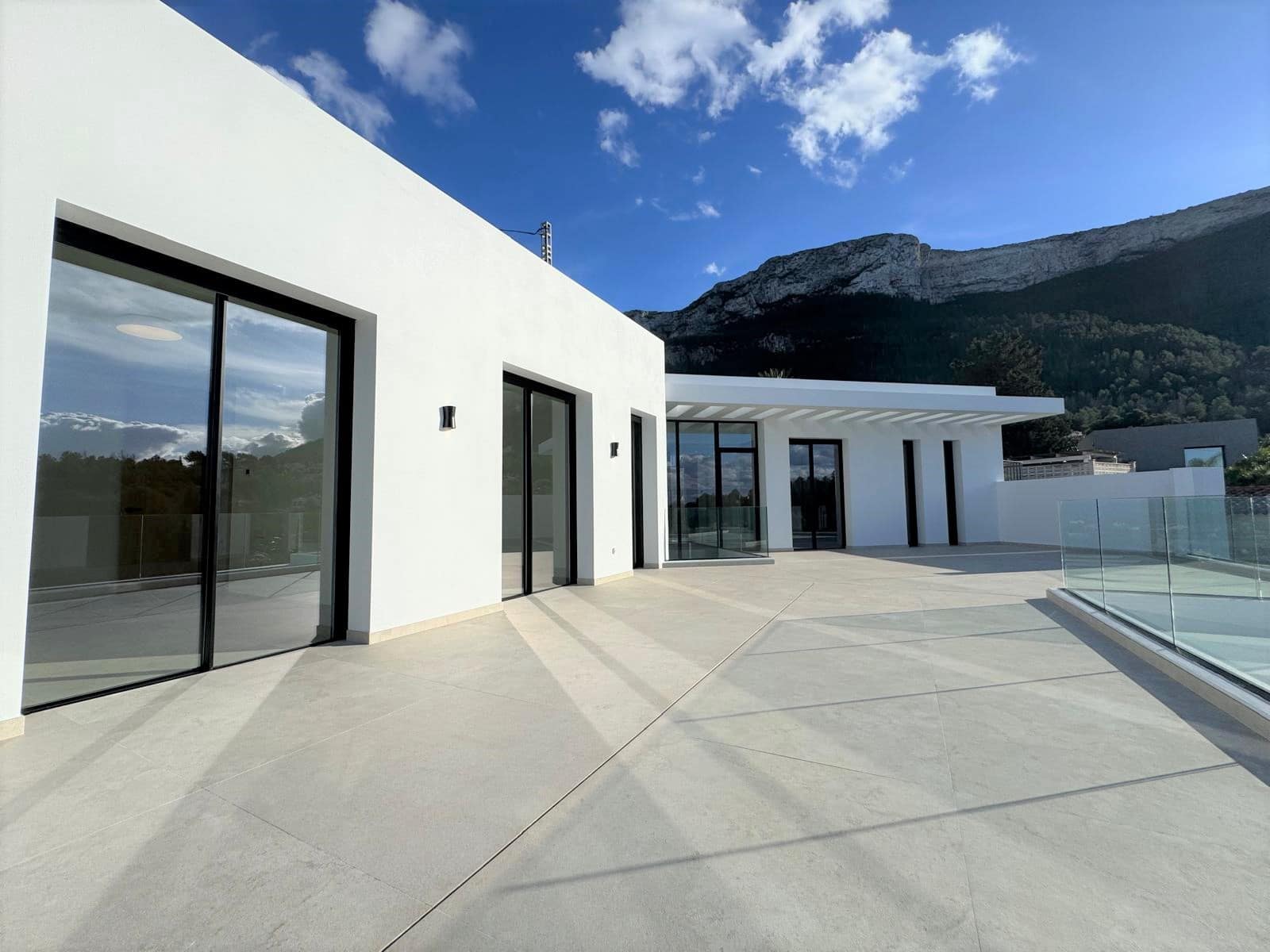 4 soverom Villa til salgs i Denia med svømmebasseng garasje - € 1 550 000 (Ref: 6281420)