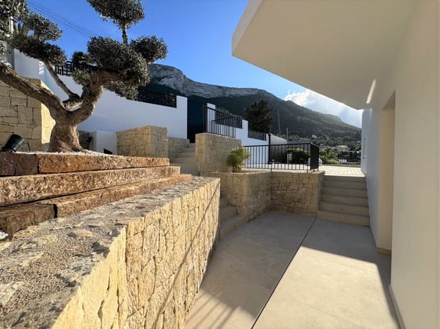 4 Zimmer Villa zu verkaufen in La Pedrera - Vessanes, Dénia mit Pool Garage - 1.550.000 € (Ref: 6281420)