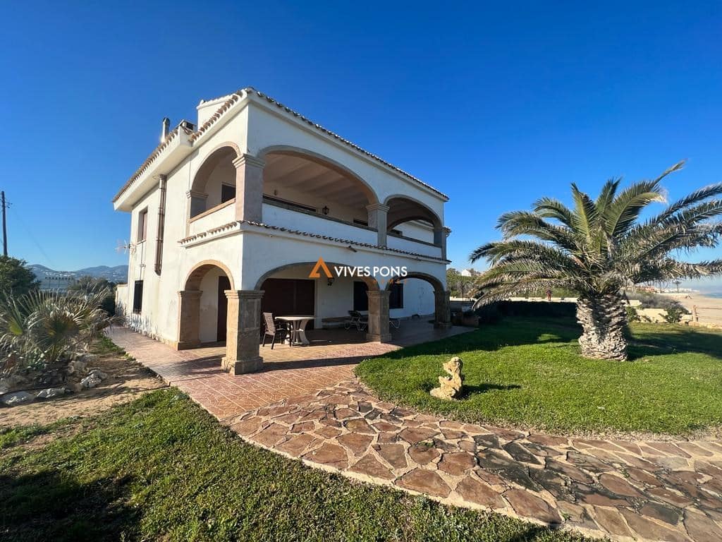8 chambre Villa/Maison à vendre à Denia avec garage - 800 000 € (Ref: 6712833)