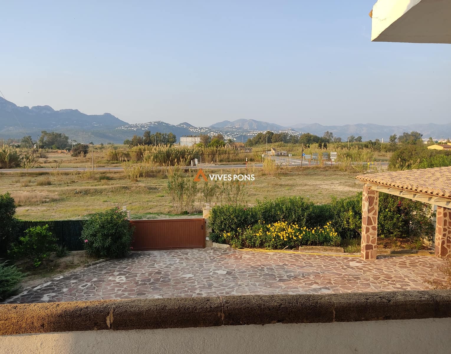 8 chambre Villa/Maison à vendre à Denia avec garage - 800 000 € (Ref: 6712833)