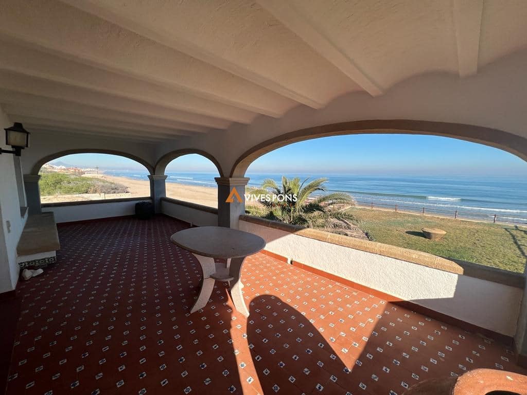 8 Zimmer Villa zu verkaufen in Denia mit Pool Garage - 800.000 € (Ref: 6712833)