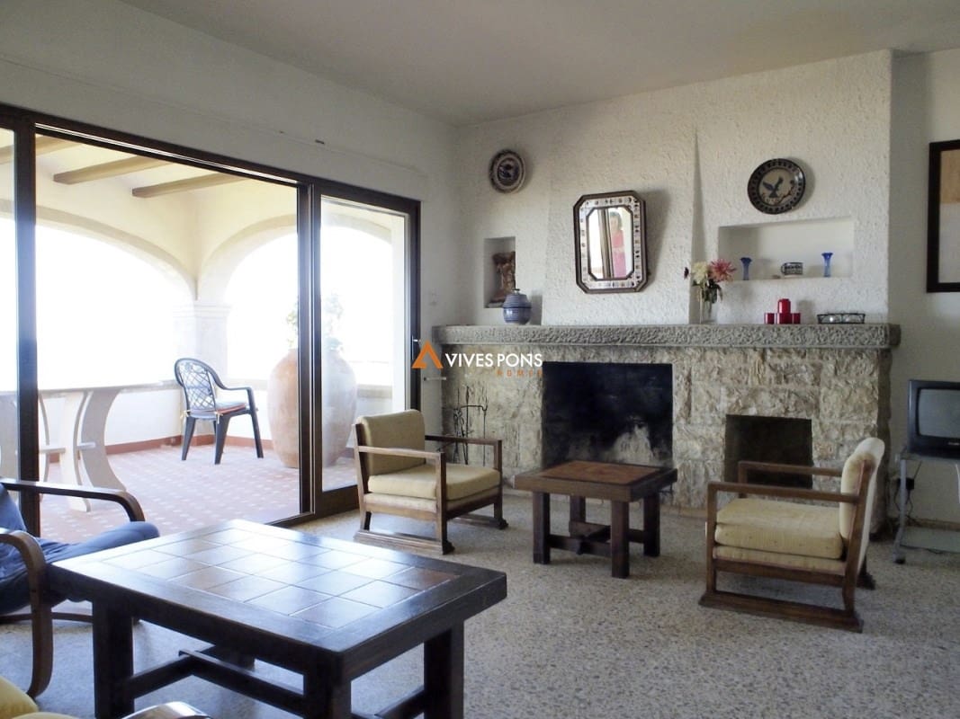 8 Zimmer Villa zu verkaufen in Denia mit Pool Garage - 800.000 € (Ref: 6712833)