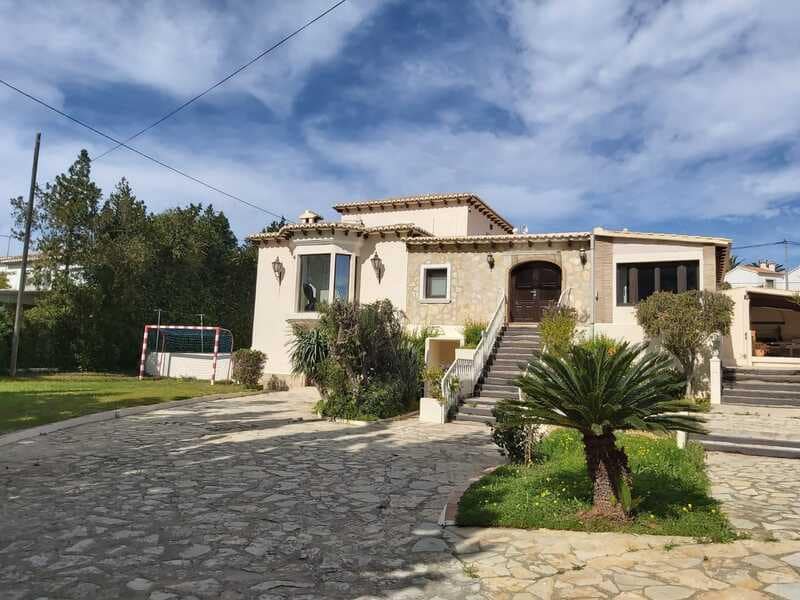 5 soveværelse Villa til salg i Denia - € 1.200.000 (Ref: 6730303)