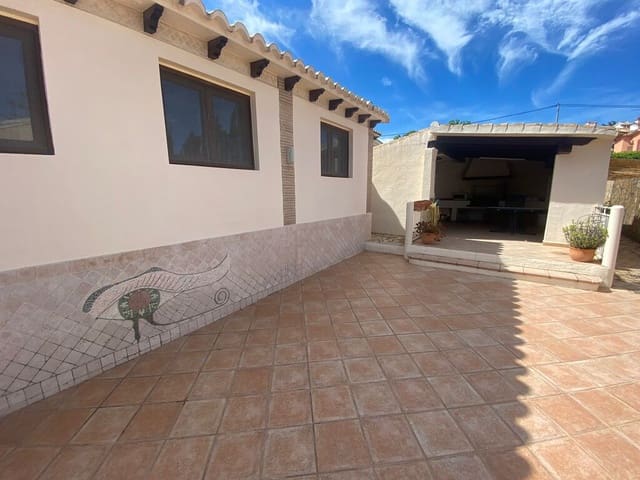 5 sypialnia Willa na sprzedaż w Dénia z basenem - 1 200 000 € (Ref: 6730303)