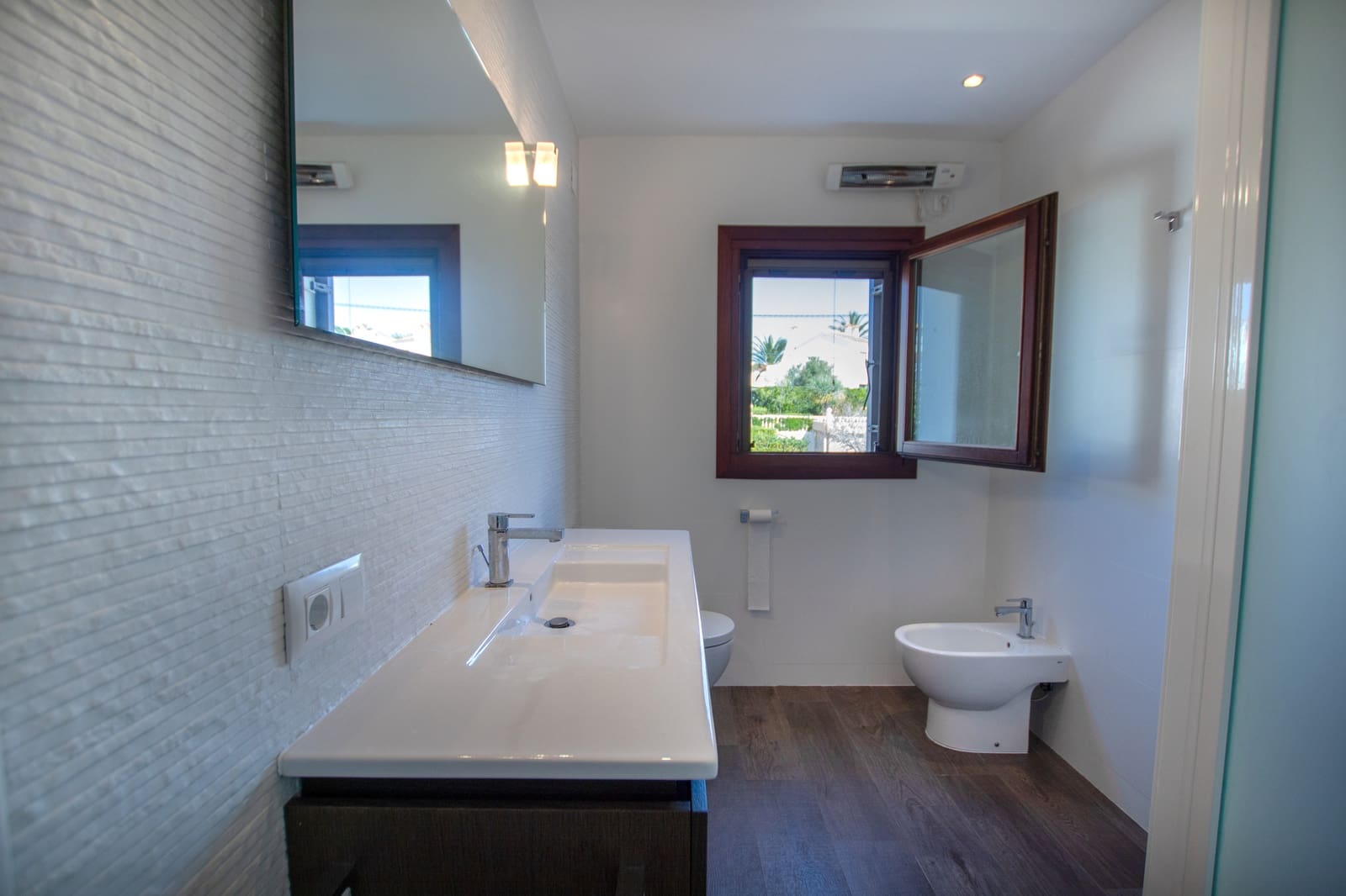 5 bedroom Villa for sale in Denia with pool - € 1,200,000 (Ref: 6730303)