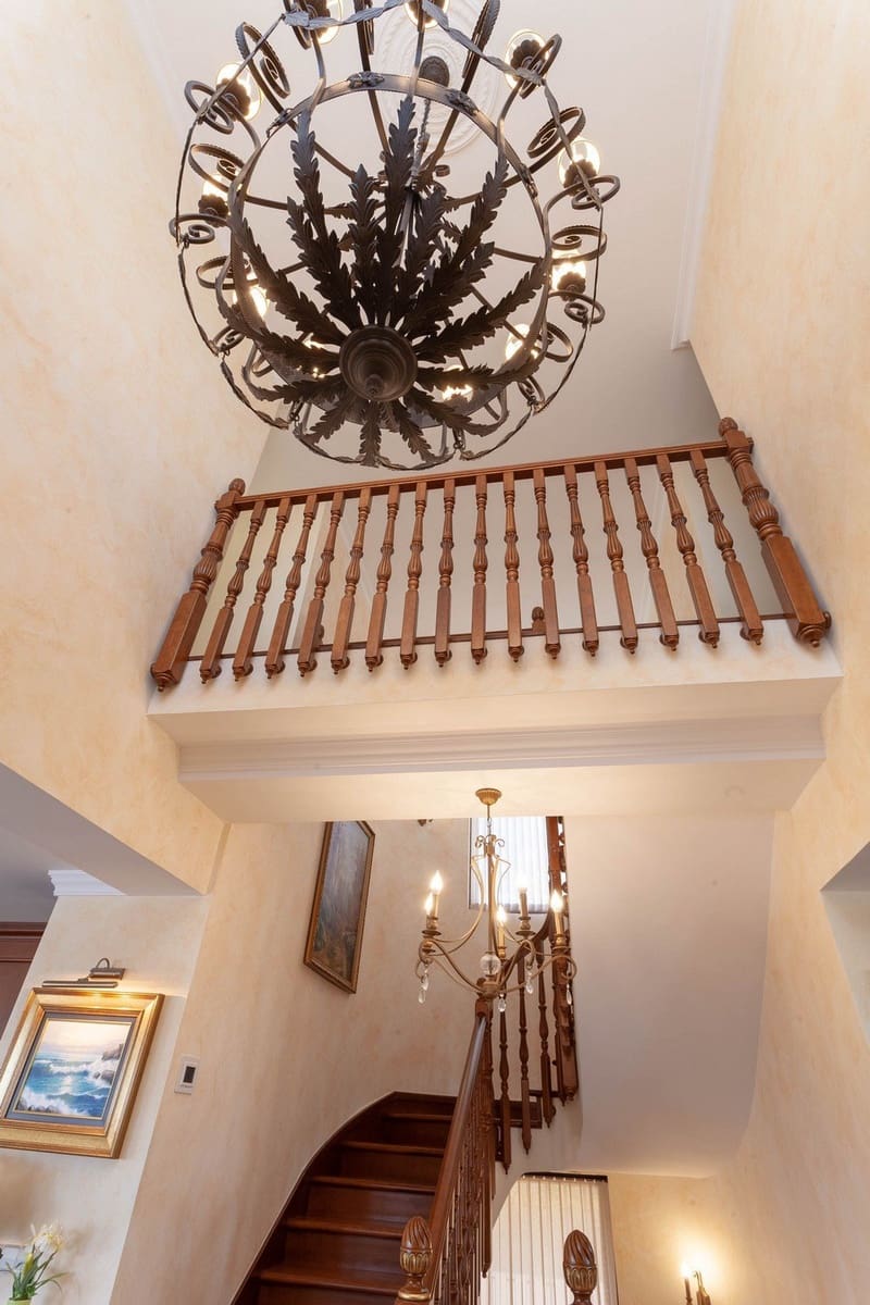 5 bedroom Villa for sale in Benissa with pool garage - € 2,990,000 (Ref: 7013878)