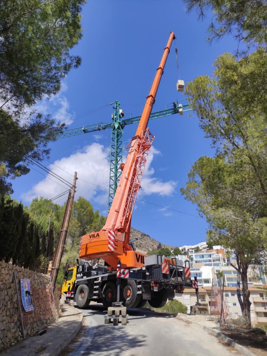 4 bedroom Villa for sale in Altea with garage - € 2,250,000 (Ref: 8002892)