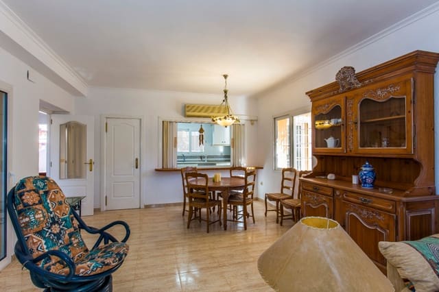 3 slaapkamer Villa te koop in Las Rotas / Les Rotes, Dénia met garage - € 769.000 (Ref: 8002897)