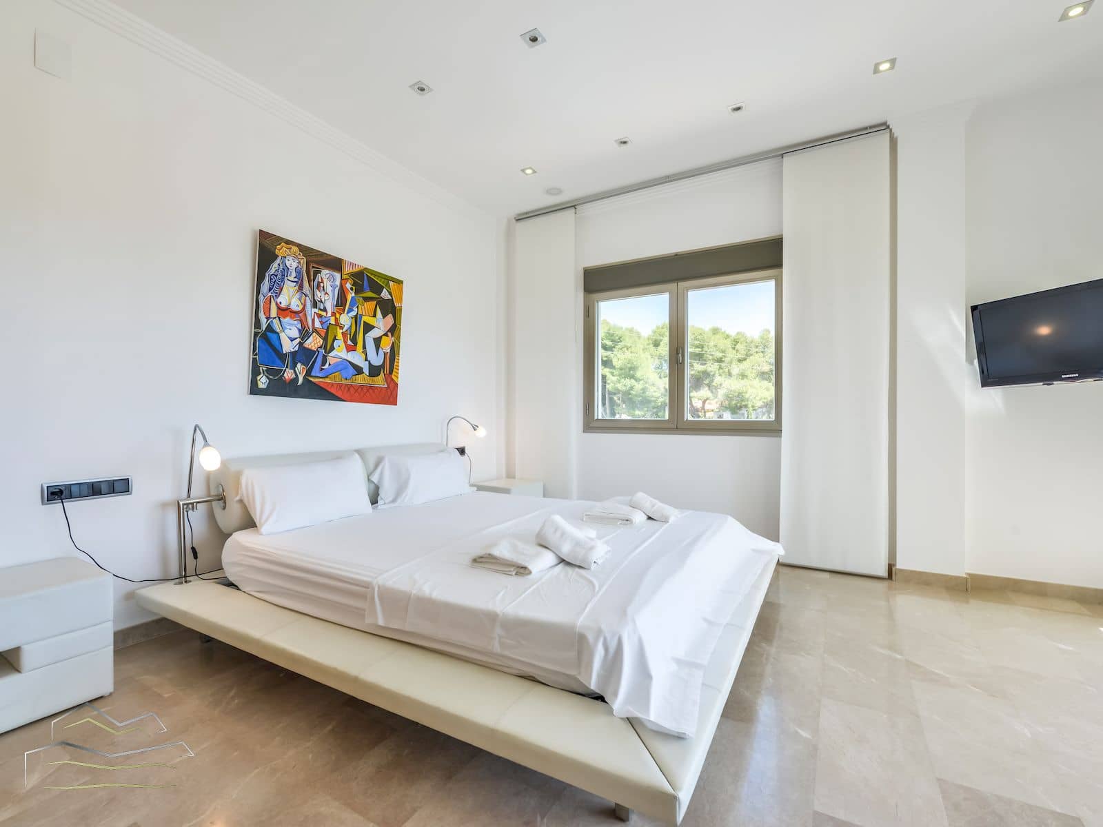 4 bedroom Villa for sale in Benissa with pool garage - € 1,900,000 (Ref: 8092790)