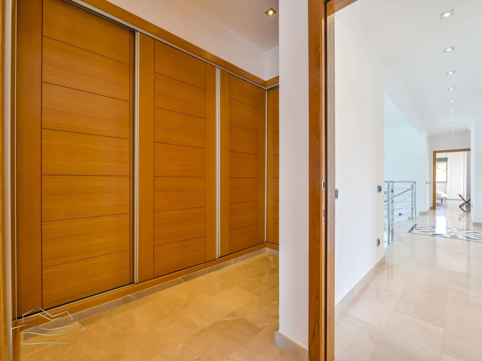 4 bedroom Villa for sale in Benissa with pool garage - € 1,900,000 (Ref: 8092790)