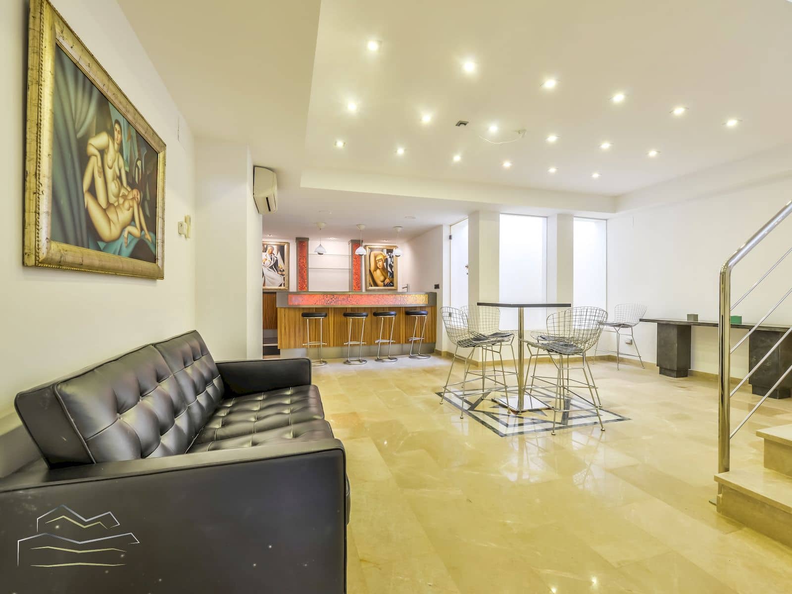 4 bedroom Villa for sale in Benissa with pool garage - € 1,900,000 (Ref: 8092790)