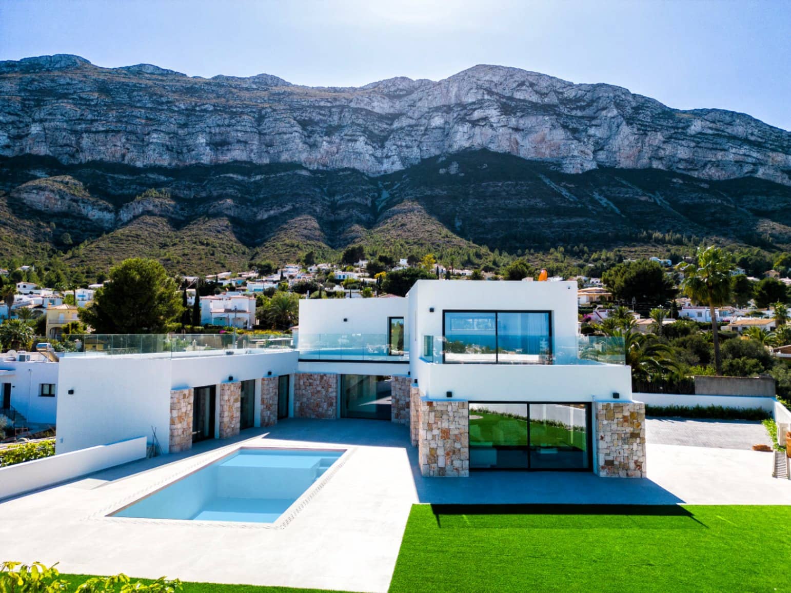 4 chambre Villa/Maison à vendre à Denia avec piscine garage - 1 795 000 € (Ref: 8182164)